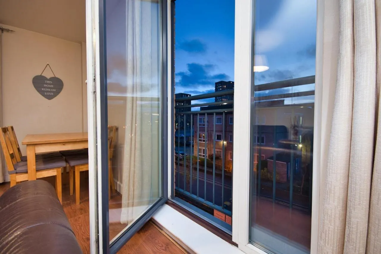 Bai Amazing 5 Sleeper Flat In London Zone 2 Apartment 0*,